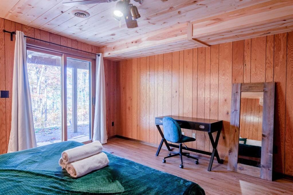 Fall Getaway Resort-3 King Suites, Dog-Friendly Seeley المظهر الخارجي الصورة