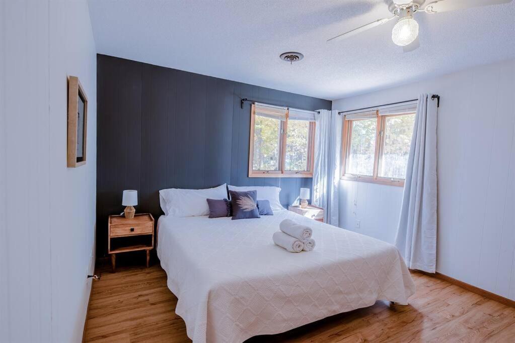 Fall Getaway Resort-3 King Suites, Dog-Friendly Seeley المظهر الخارجي الصورة